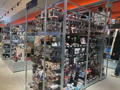 車迷天堂,探店日本最大的汽車用品連鎖超市 澳德巴克斯Autobacs